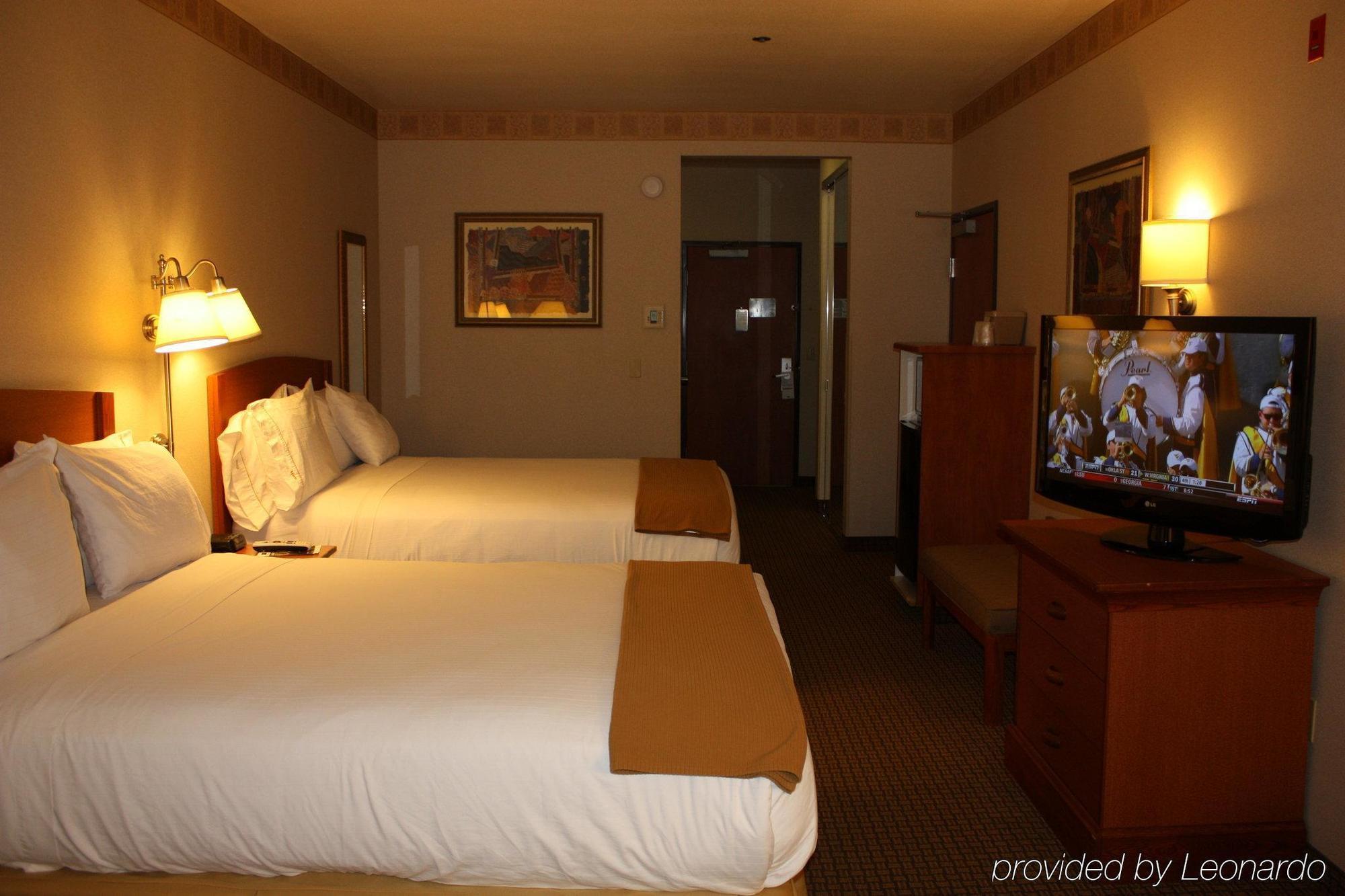 Holiday Inn Express Madera By Ihg Bagian luar foto